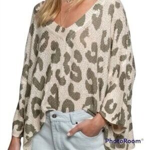 POL Leopard Print Oversized Boxy V-Neck Lightweight Knit Sweater |Size Medium|